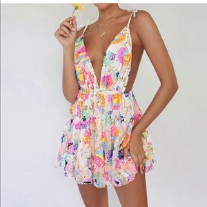 Mini sequin backless plunge dress (white)